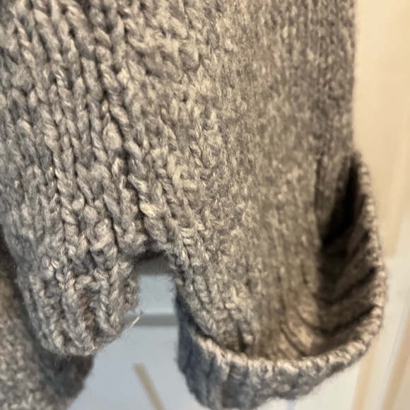 Michael Kors L/XL Gray Cape Poncho - Picture 6 of 9